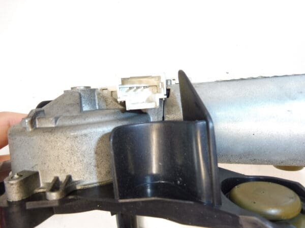 Motor zadnjeg brisača za Citroën C5 X7 karavan 9682833480 53033112 6405LF - Slika 2