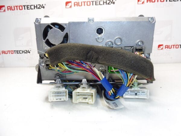 Automobilski radio Navi Citroën C-Crosser 8750A139 6574P0 - Slika 2
