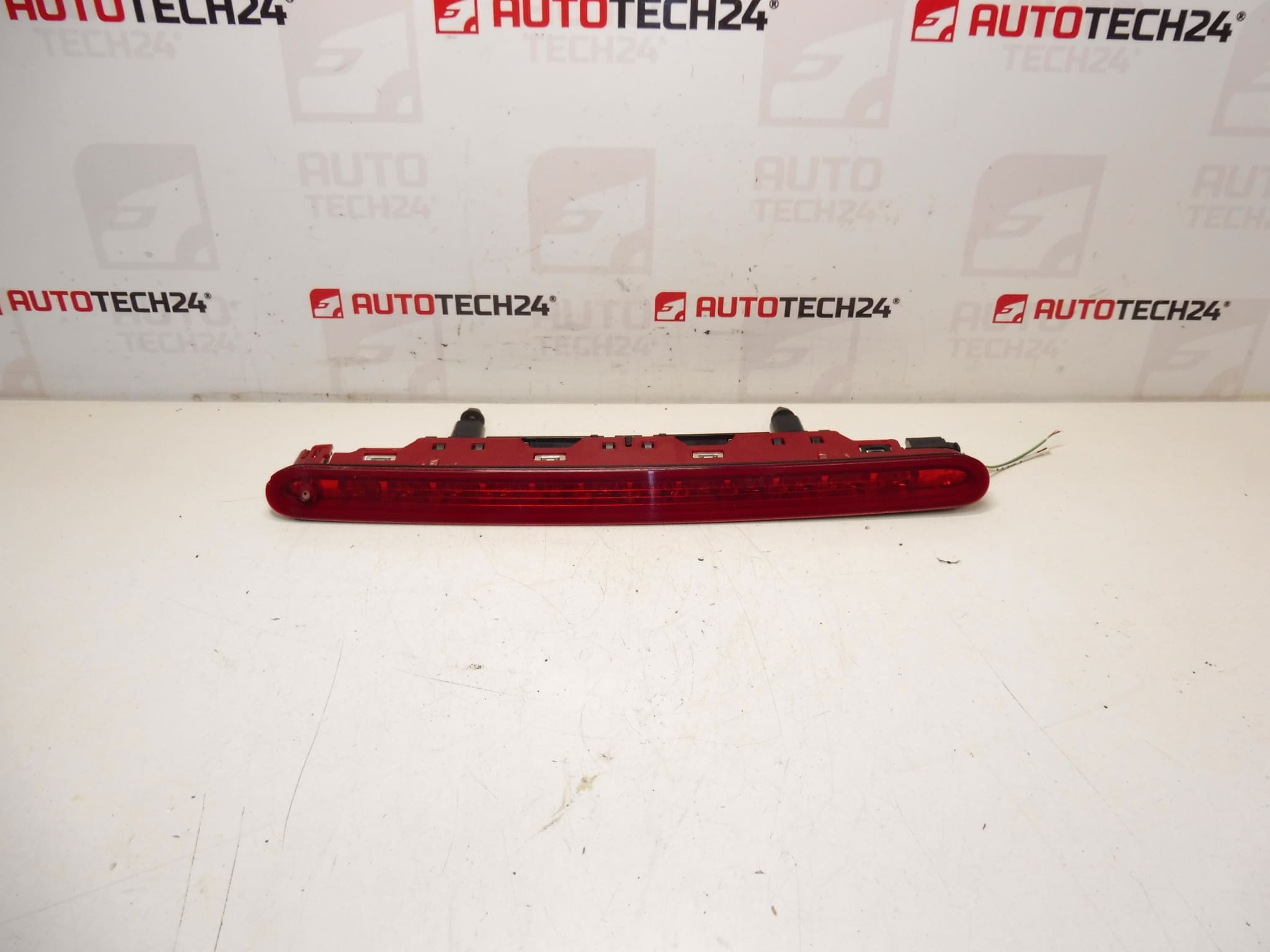 3. stop svjetlo Peugeot 3008 9683461480 6350HH