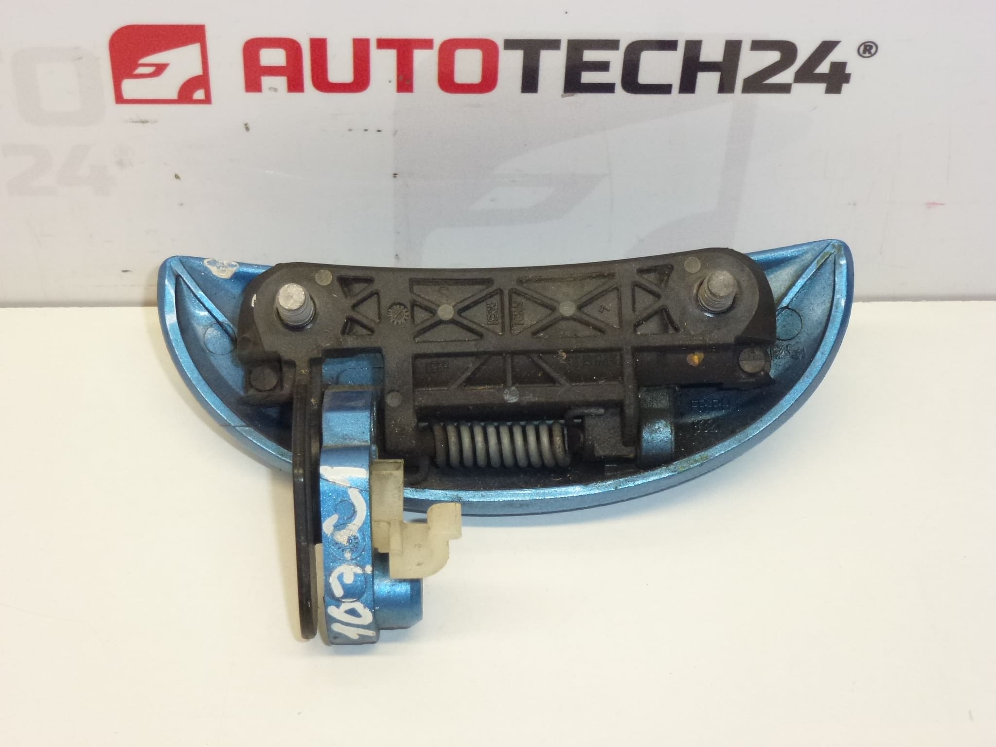 Ručka desnih prednjih vrata Citroën C1 Peugeot 107 plava metalik 9101AH