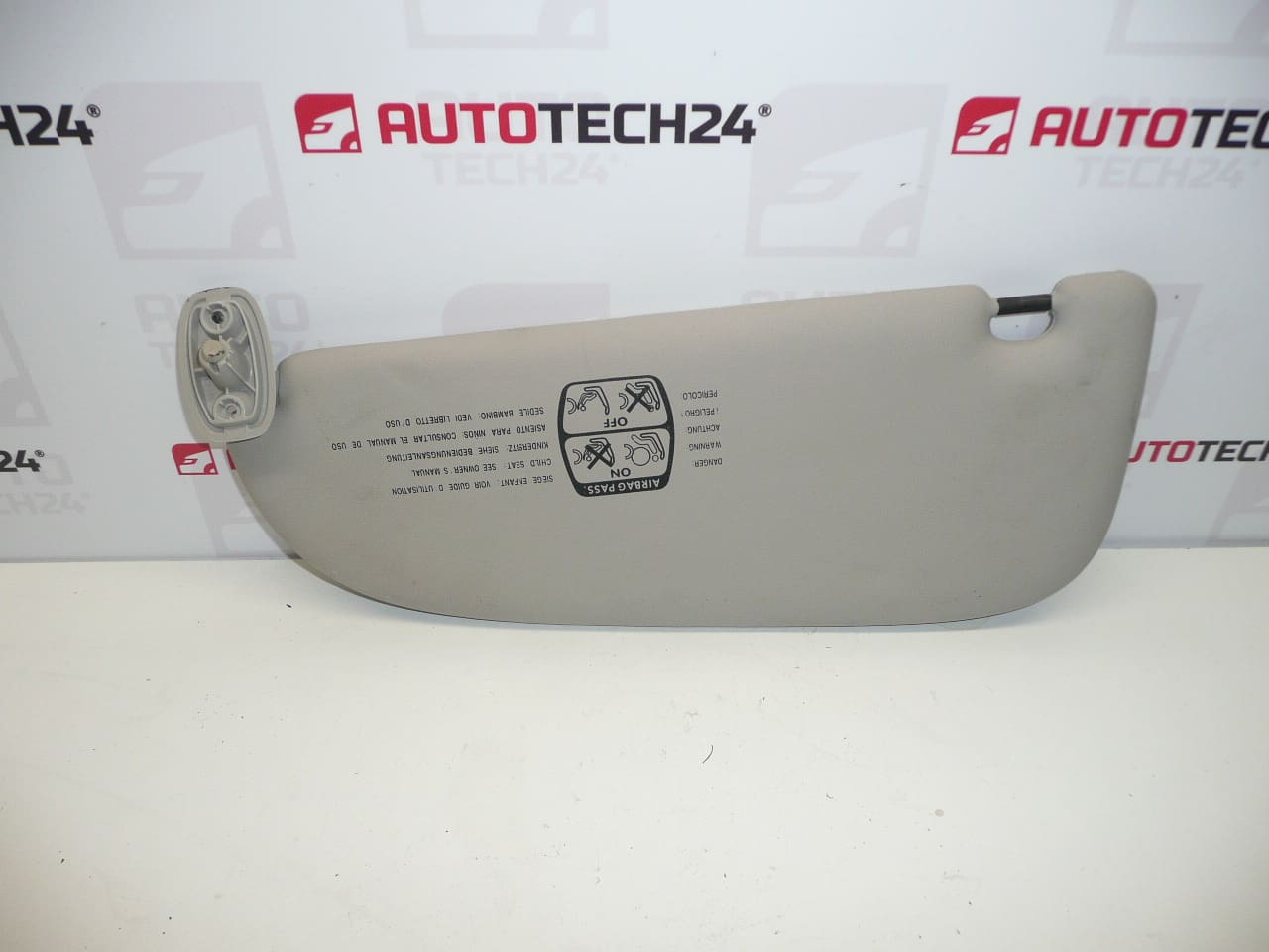 Štitnik za suvozač Citroën Peugeot 8143HE