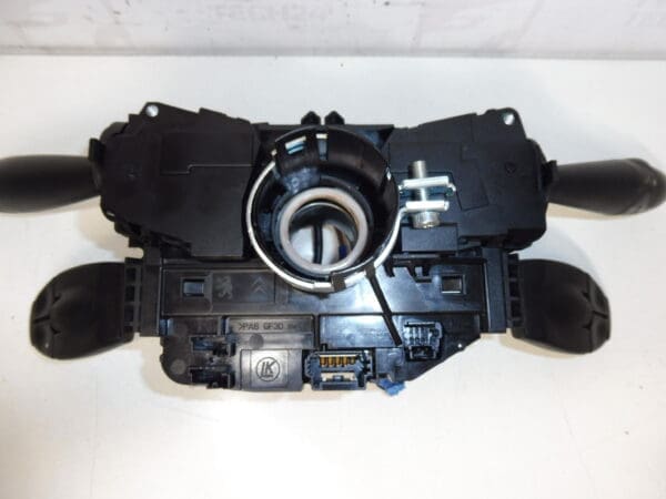 COM kontroleri poluge 2008 Citroën Peugeot 96663613XT 96773912ZD 6243WP - Slika 2