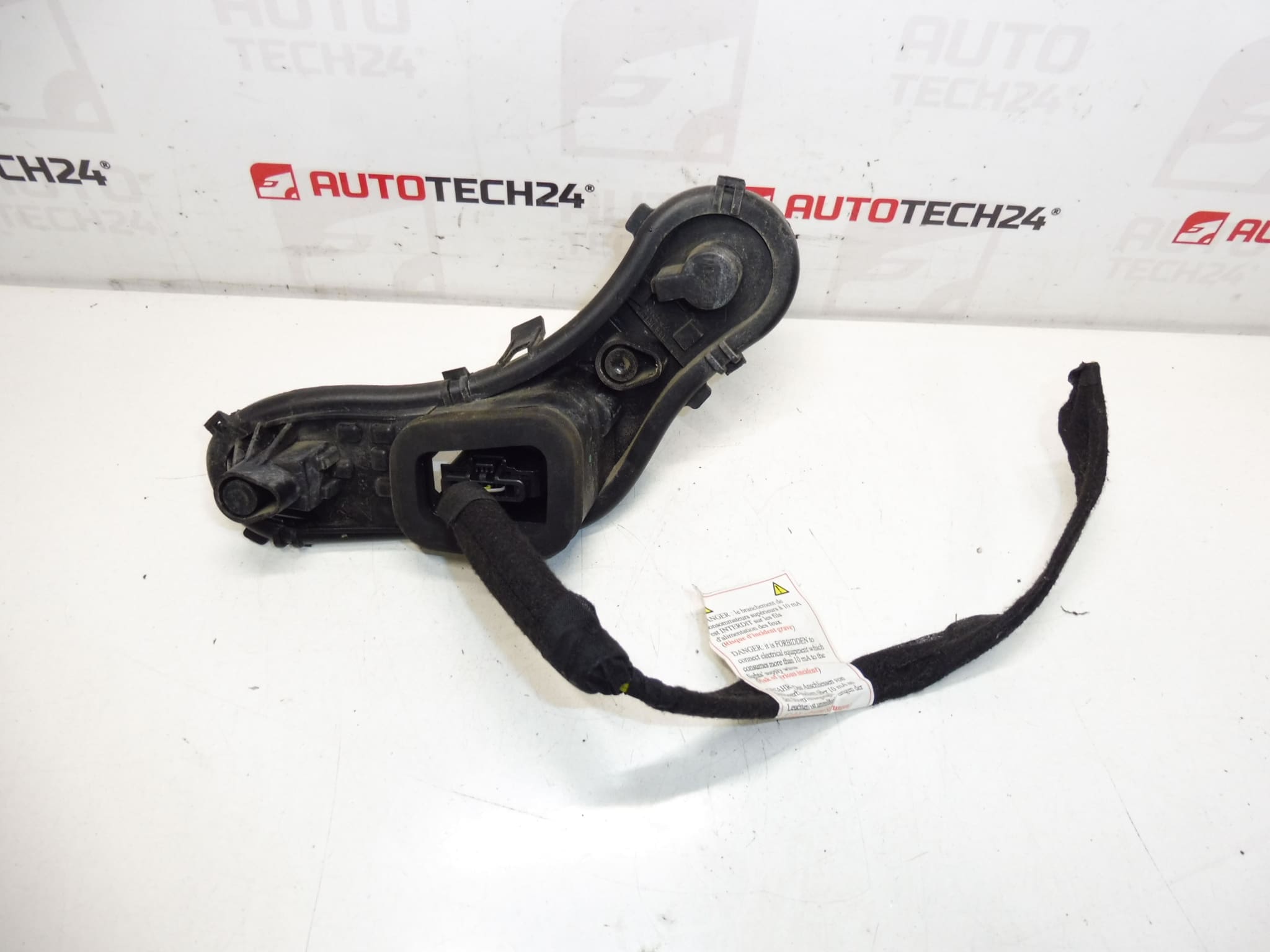 Grlo žarulje Peugeot 3008 9683460880 6350HC - Slika 2