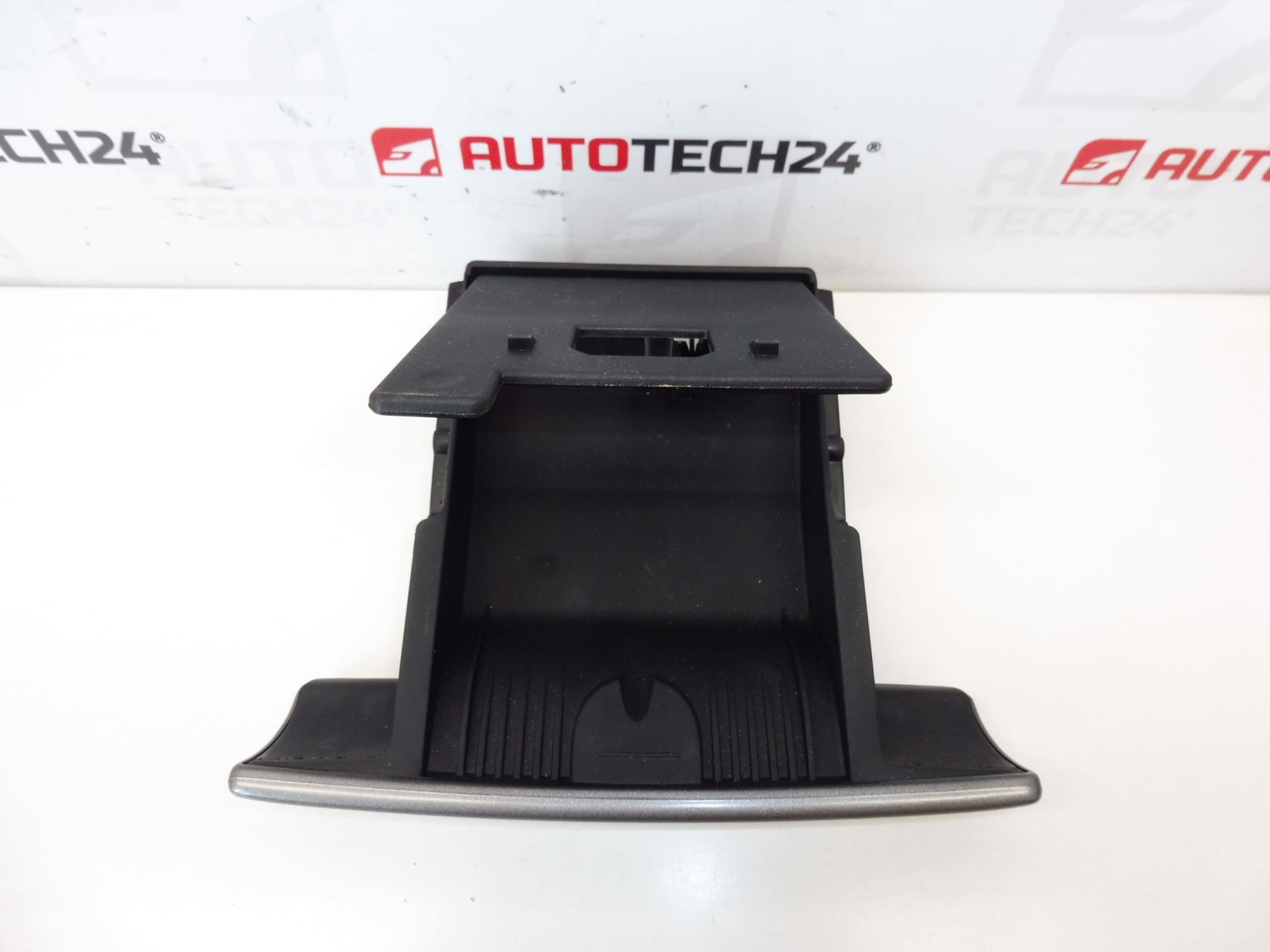 Pepeljara Peugeot 308 9658691077 8230W5 - Slika 2