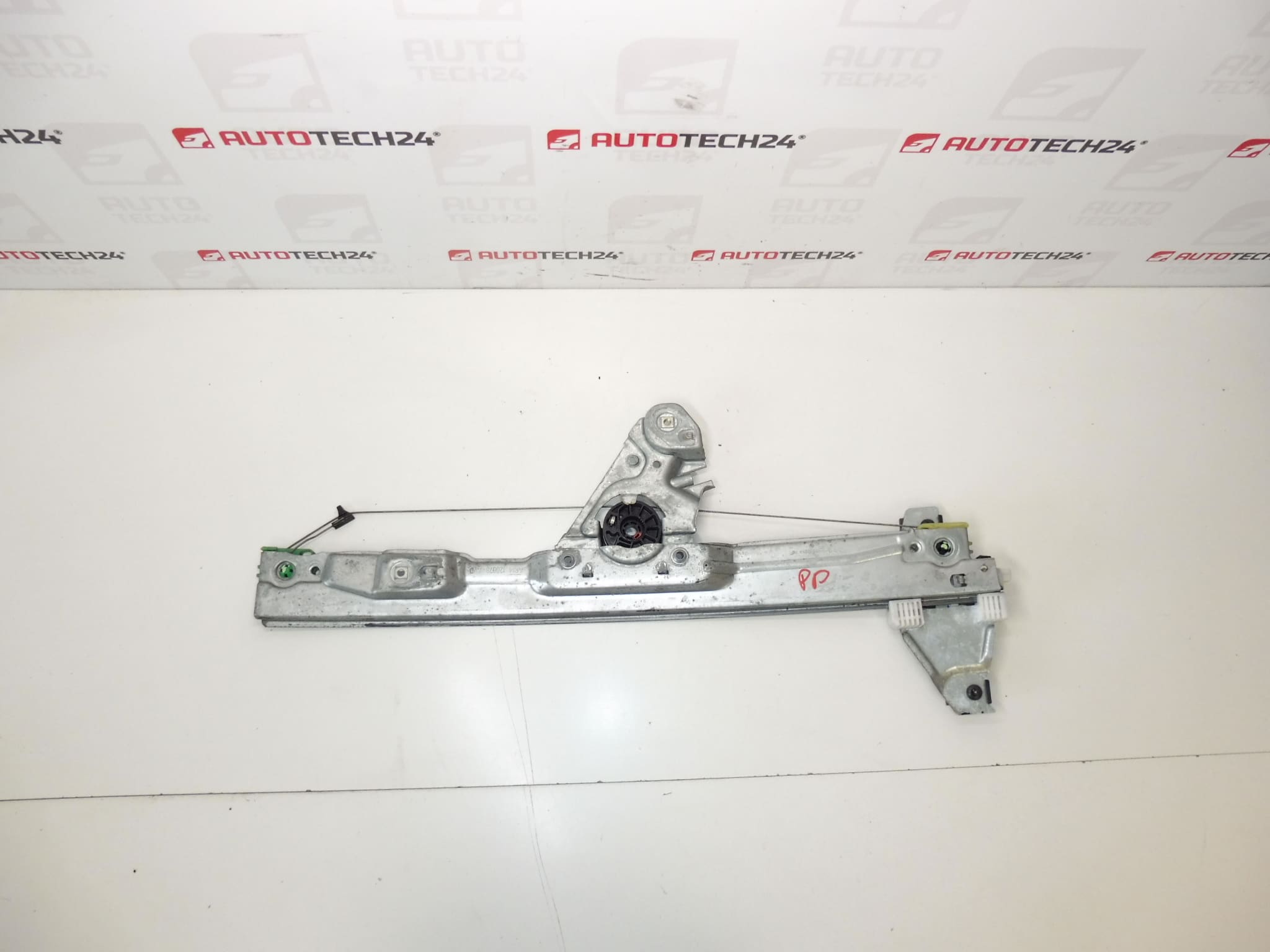 Mehanizam za povlačenje desnog prozora Peugeot 308 9658926980 9222CV