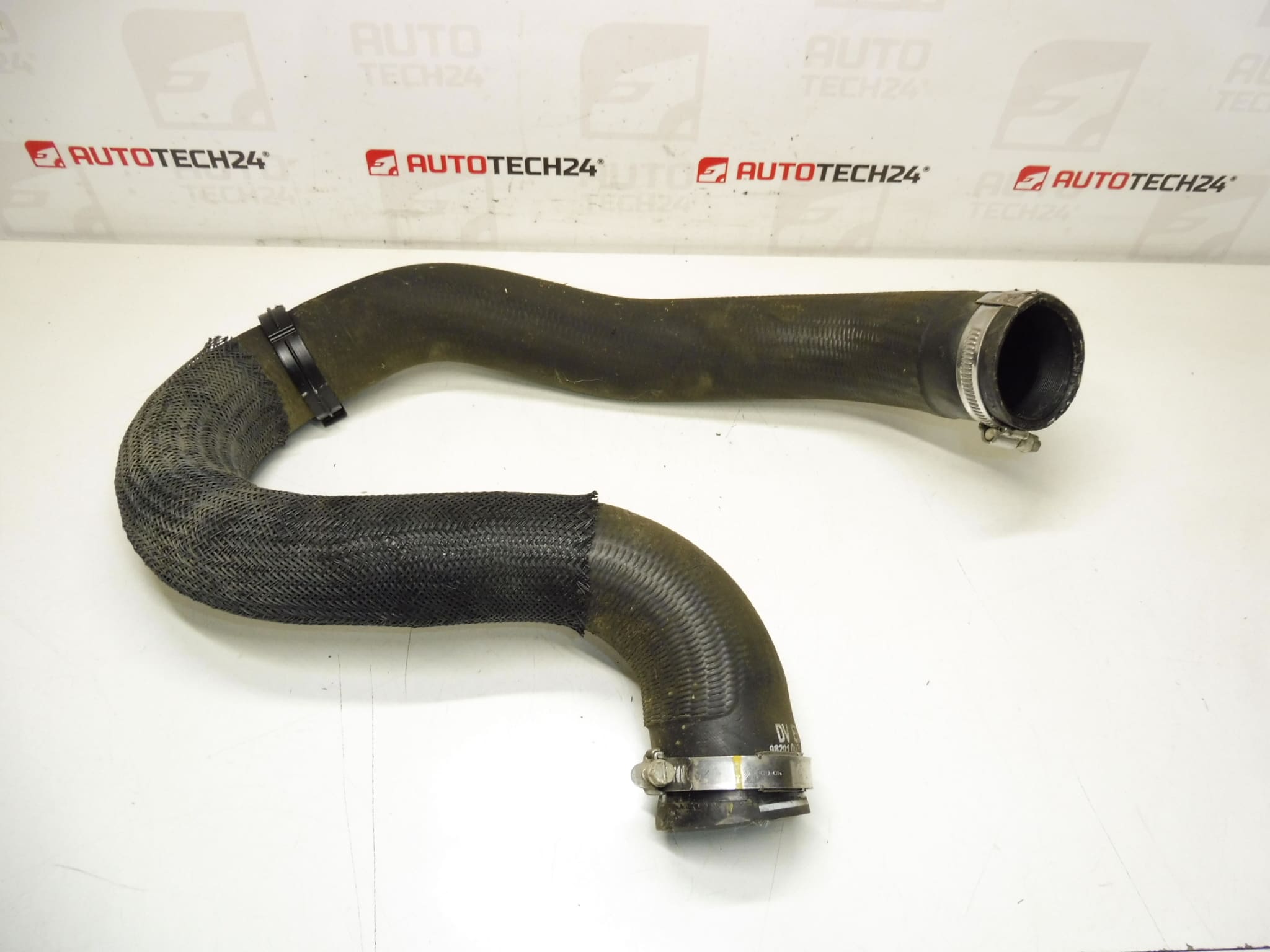 Zračni priključak 1.5 HDI Citroën Peugeot 9820100780 - Slika 2